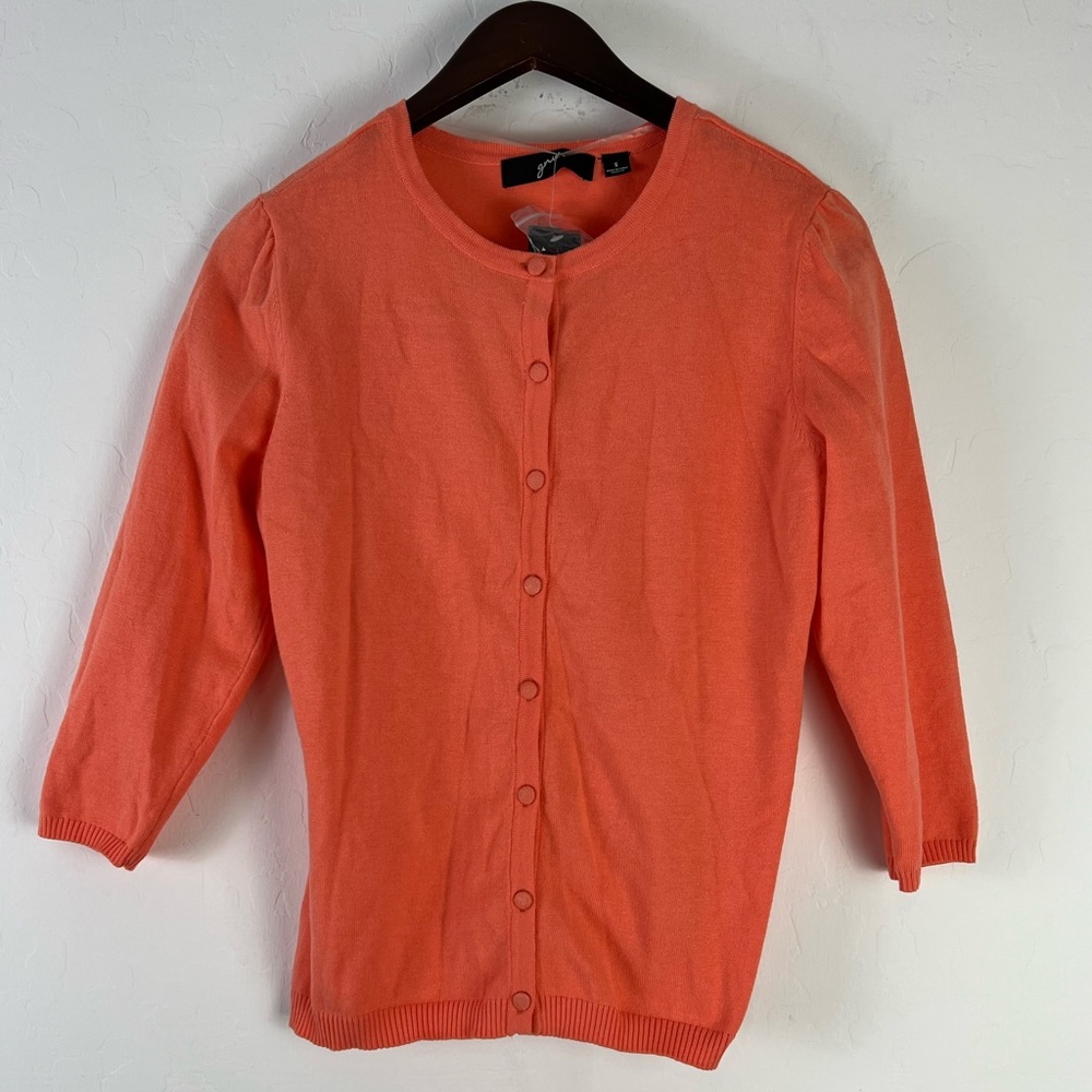 GNW Modern womens sweater Cardigan Size Small button down nwt
